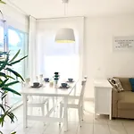 Indipendente A Due Passi Dal Mare *