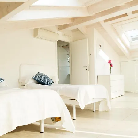 Indipendente A Due Passi Dal Mare *