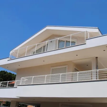 Indipendente A Due Passi Dal Mare *