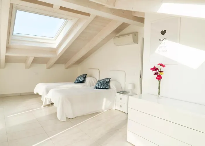 Indipendente A Due Passi Dal Mare